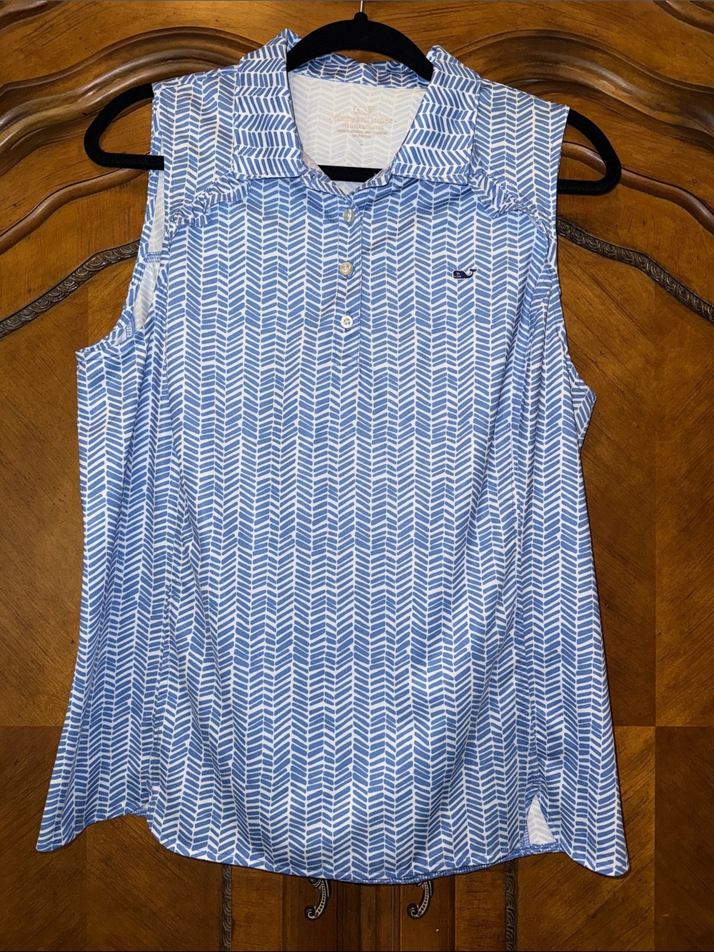 Vineyard Vines Blue Chevron Sleeveless Collared Tank